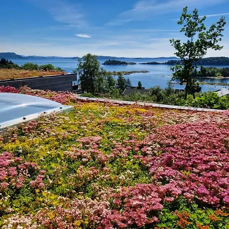 Fjordview Sanctuary Nedstrand